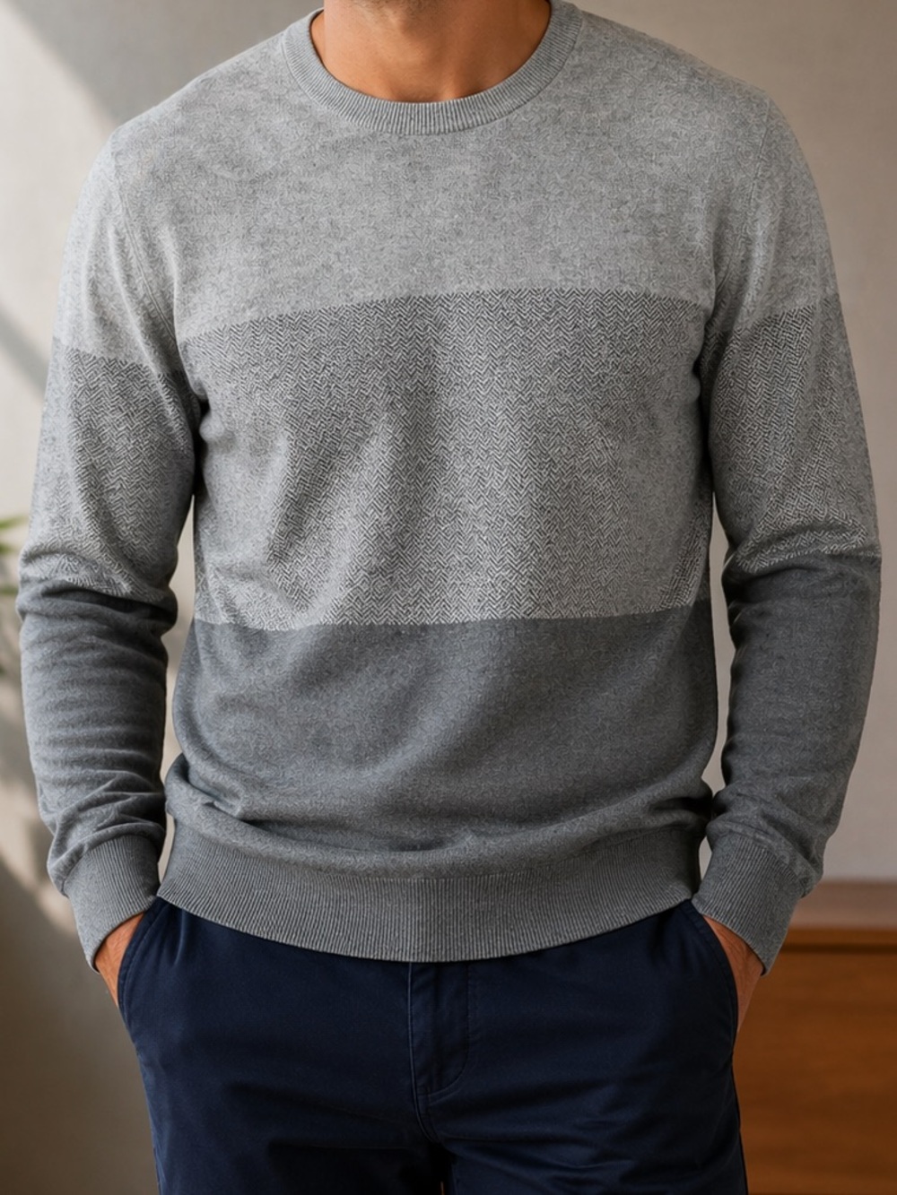 Banana Republic Luxury Blend Silk Cashmere Colorblock Sweater Mens Large‎ Gray